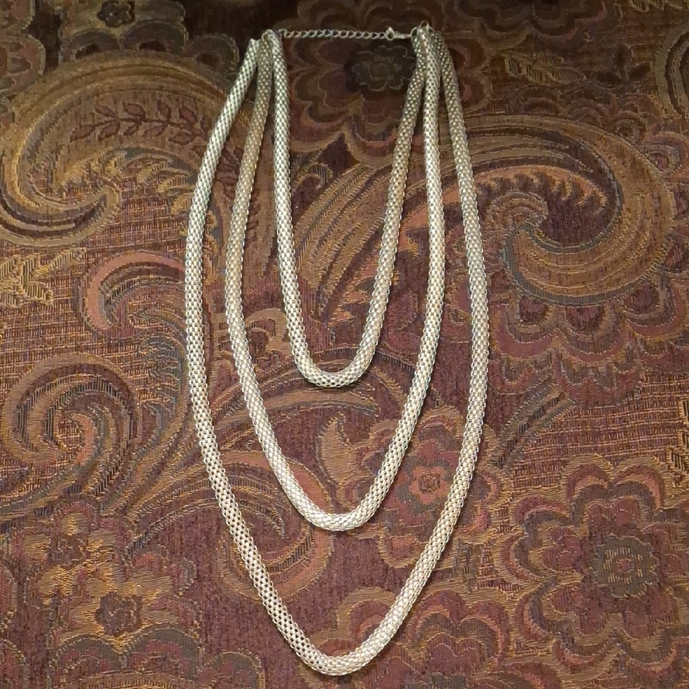 Elegant Triple-Layer Necklace
